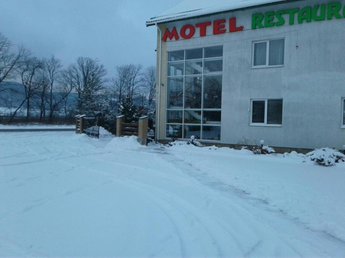 Karpaty Viking Μοτέλ Nizhneye Sinevidnoye Εξωτερικό φωτογραφία